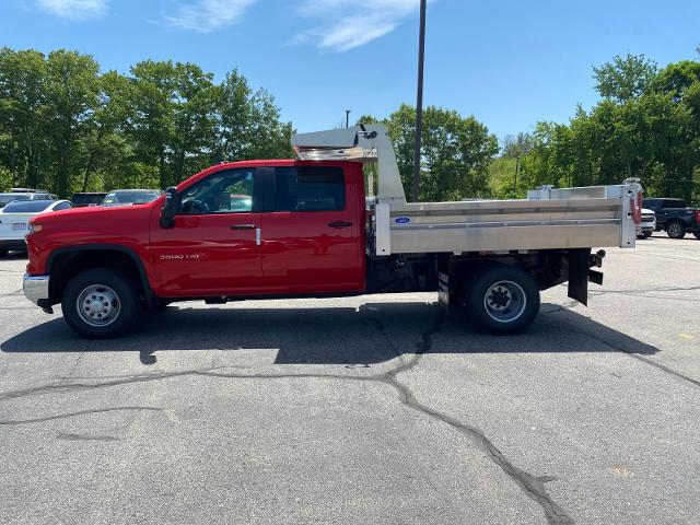 2024 Chevrolet Silverado 3500 HD CC Vehicle Photo in HUDSON, MA 01749-2782