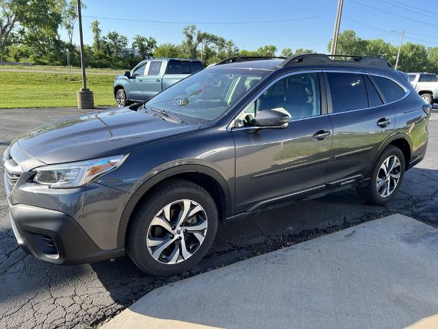 2021 Subaru Outback Vehicle Photo in MANHATTAN, KS 66502-5036