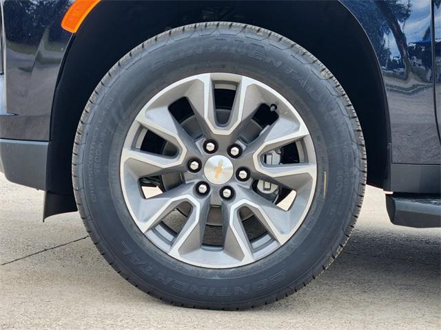 2024 Chevrolet Suburban Vehicle Photo in GAINESVILLE, TX 76240-2013