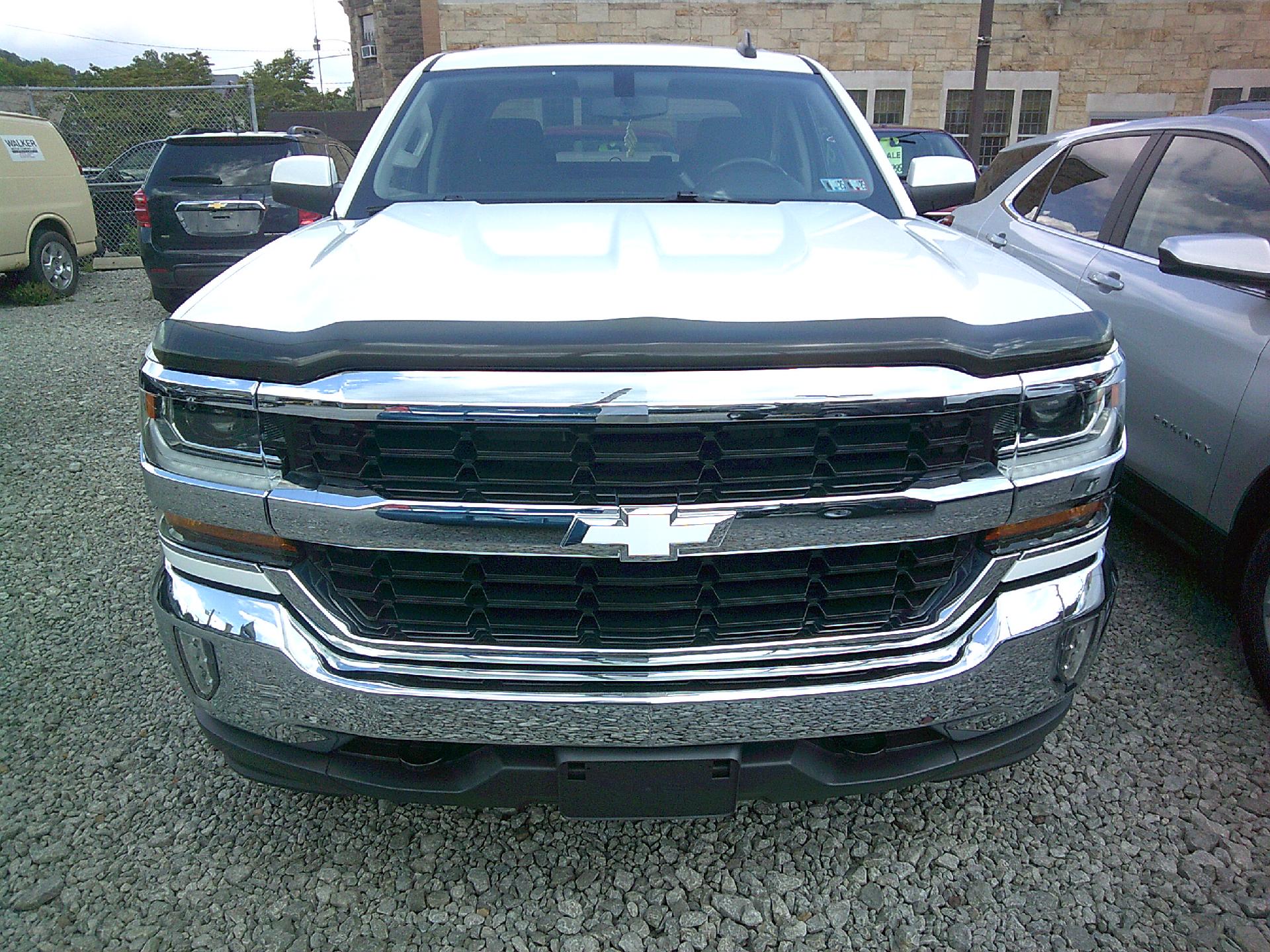 2018 Chevrolet Silverado 1500 Vehicle Photo in KITTANNING, PA 16201-1536