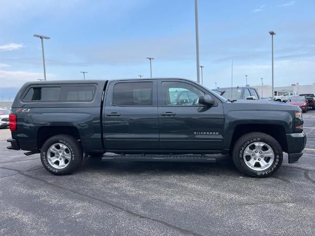 Used 2018 Chevrolet Silverado 1500 LT Z71 with VIN 3GCUKREC2JG485371 for sale in Green Bay, WI