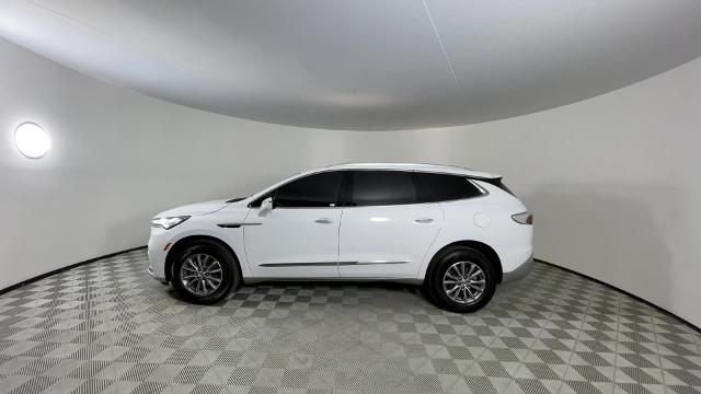 2024 Buick Enclave Vehicle Photo in GILBERT, AZ 85297-0402