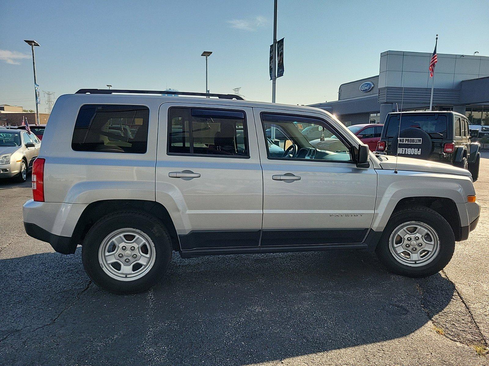 2014 Jeep Patriot Vehicle Photo in Plainfield, IL 60586