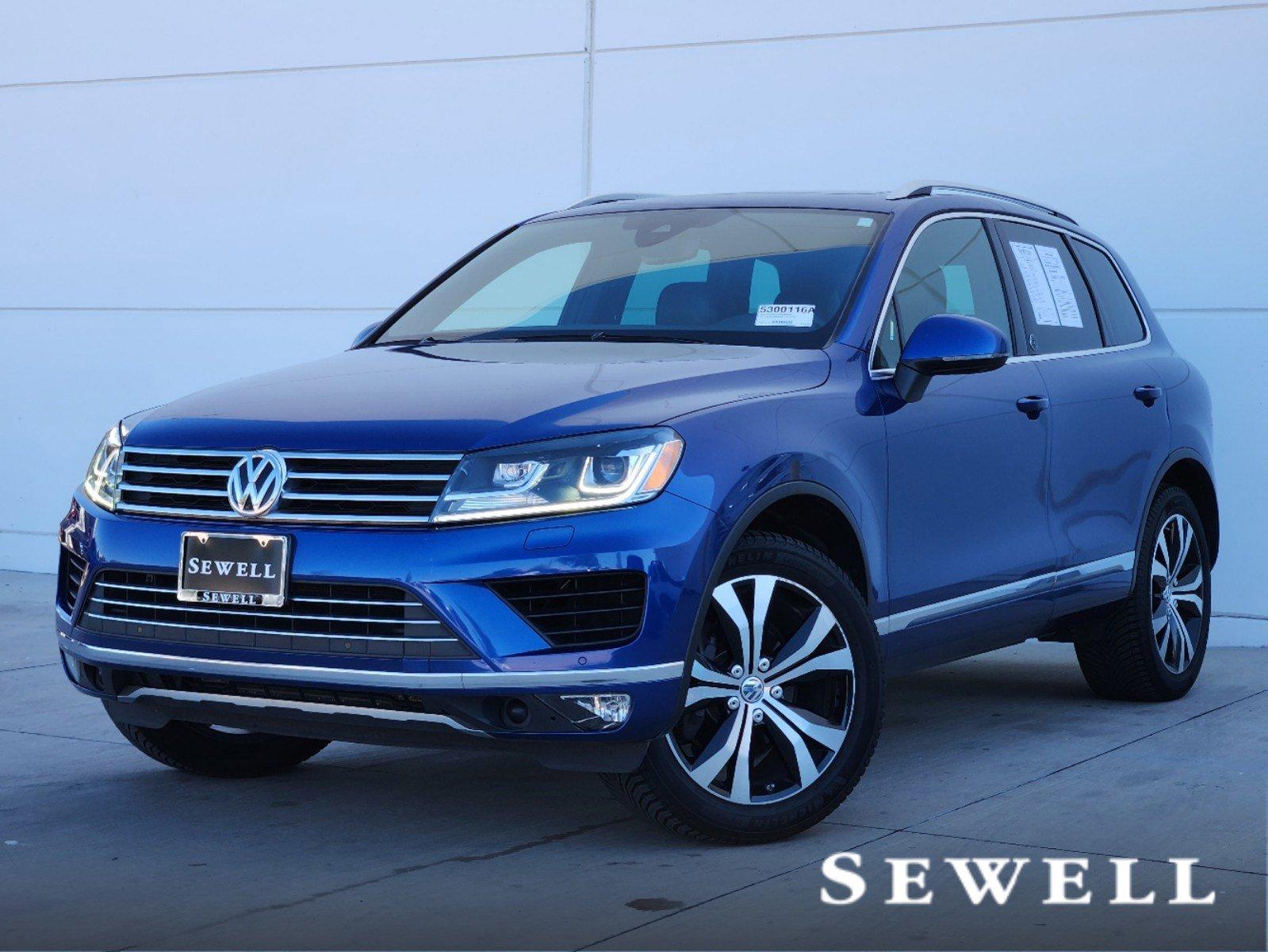 2017 Volkswagen Touareg Vehicle Photo in PLANO, TX 75024