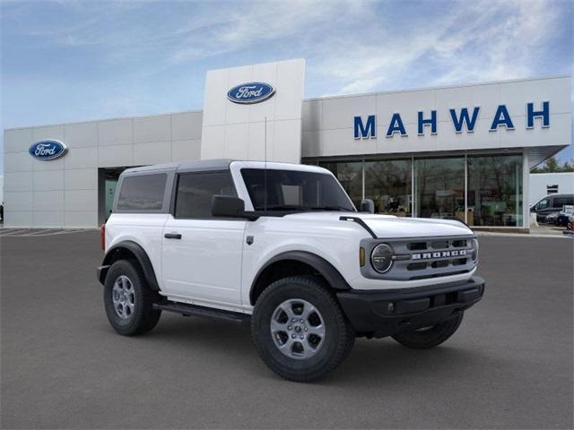 2024 Ford Bronco Vehicle Photo in Mahwah, NJ 07430-1343