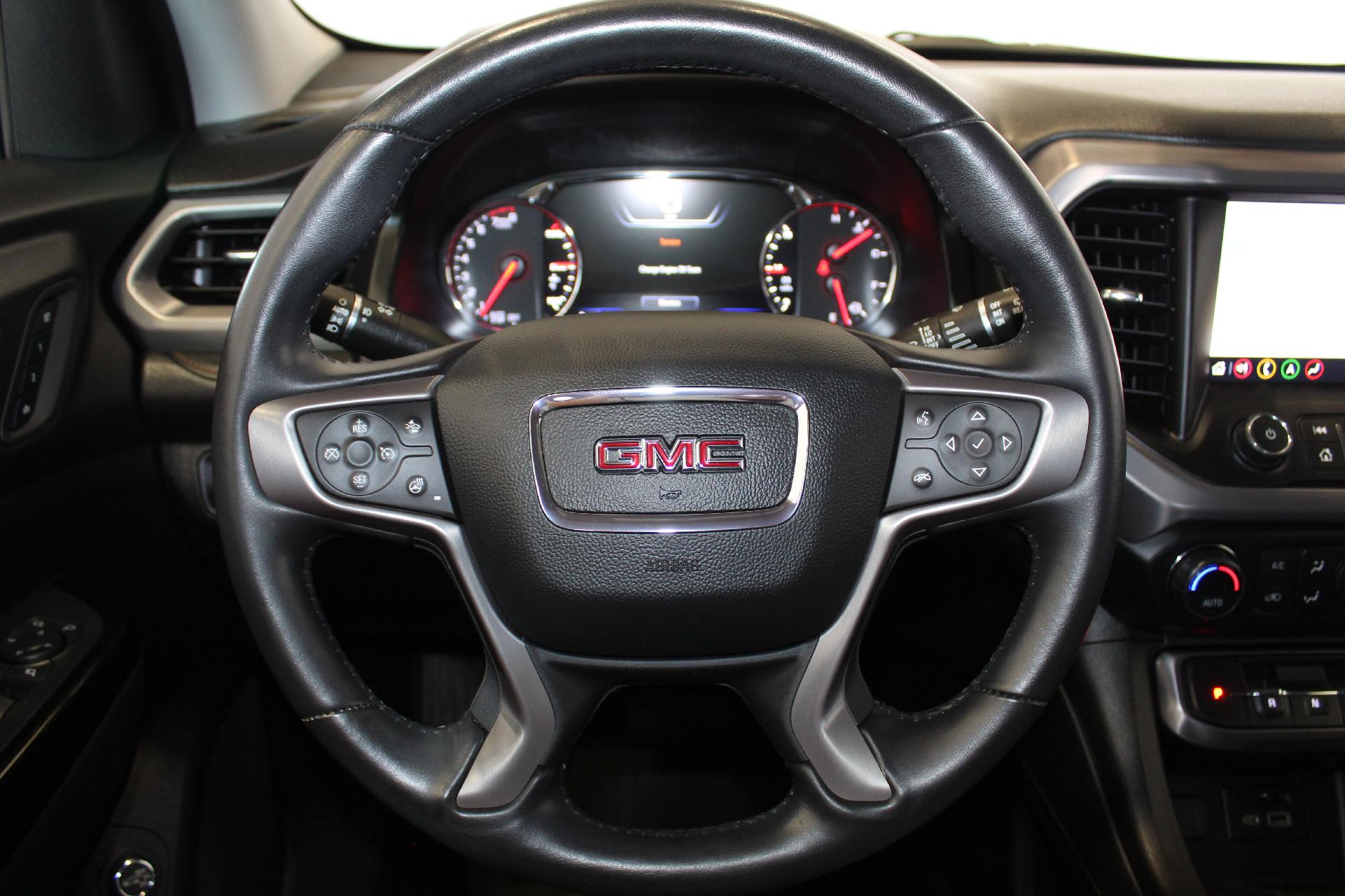 2021 GMC Acadia Vehicle Photo in NORTHAMPTON, MA 01060-1120