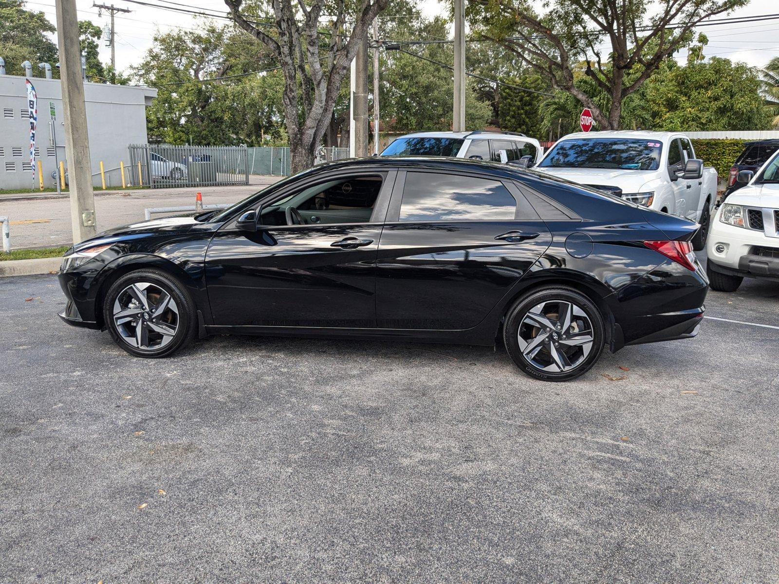 2023 Hyundai ELANTRA Vehicle Photo in Miami, FL 33135