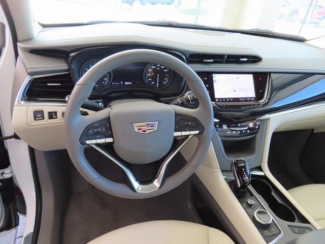 2024 Cadillac XT6 Vehicle Photo in DELRAY BEACH, FL 33483-3294