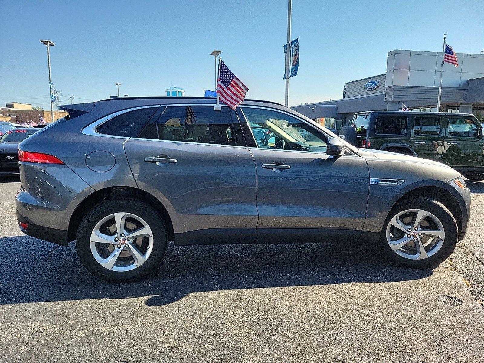 2019 Jaguar F-PACE Vehicle Photo in Saint Charles, IL 60174