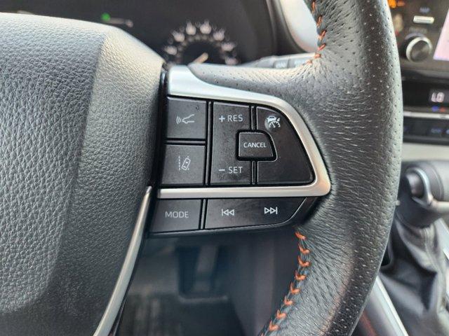 2022 Toyota Sienna Vehicle Photo in SUGAR LAND, TX 77478-0000