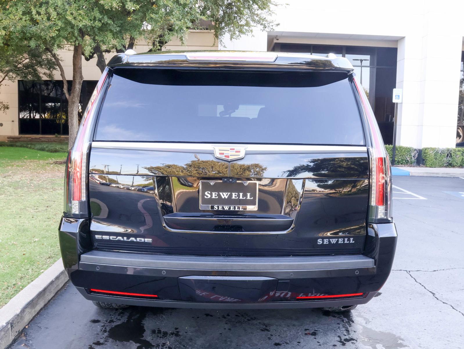 2019 Cadillac Escalade ESV Vehicle Photo in DALLAS, TX 75209-3095