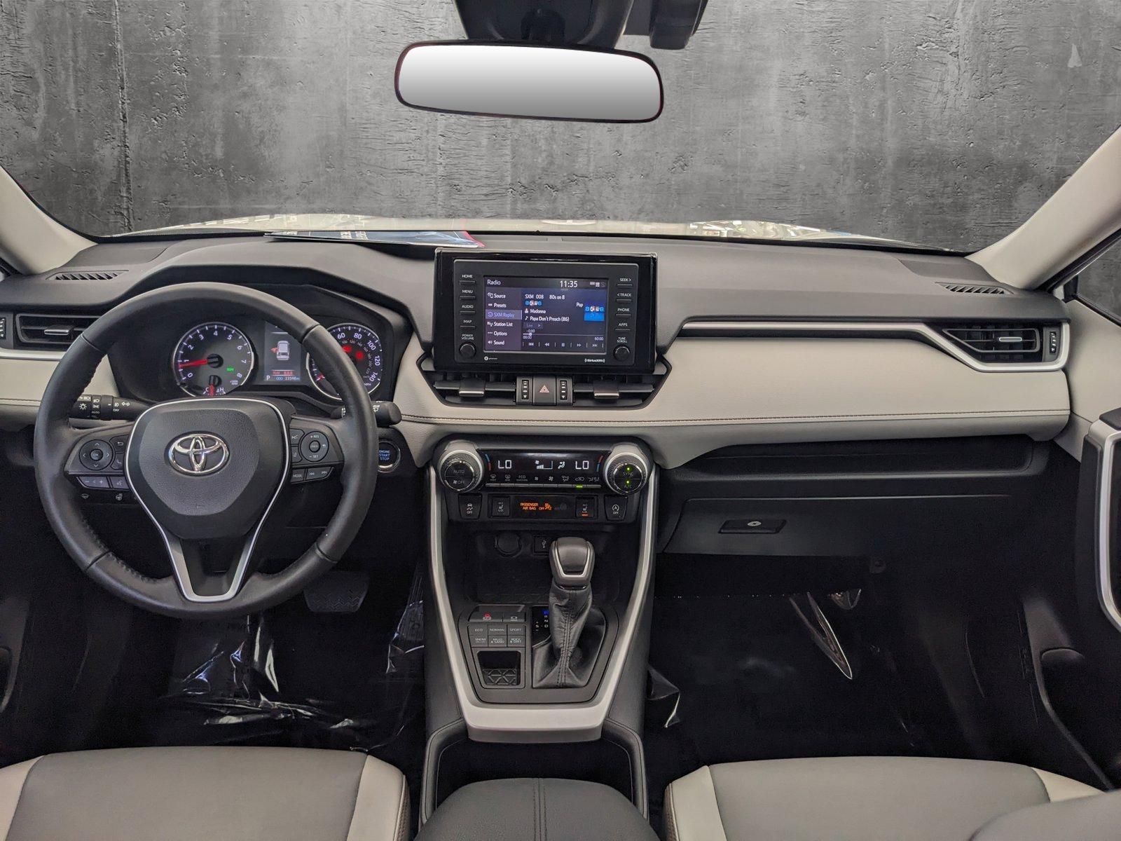 2022 Toyota RAV4 Vehicle Photo in GREENACRES, FL 33463-3207