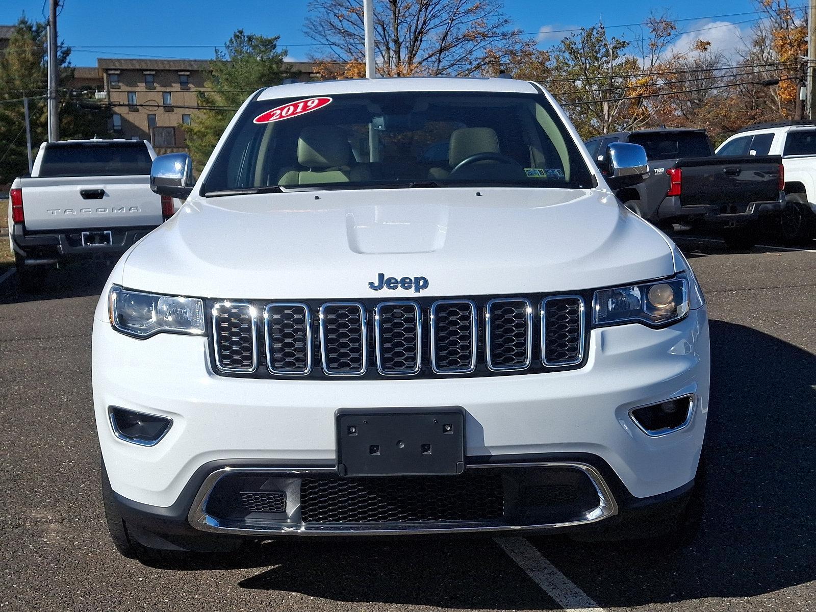 2019 Jeep Grand Cherokee Vehicle Photo in Trevose, PA 19053