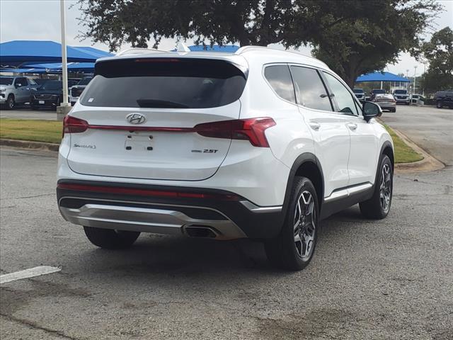 2021 Hyundai SANTA FE Vehicle Photo in DENTON, TX 76210-9321