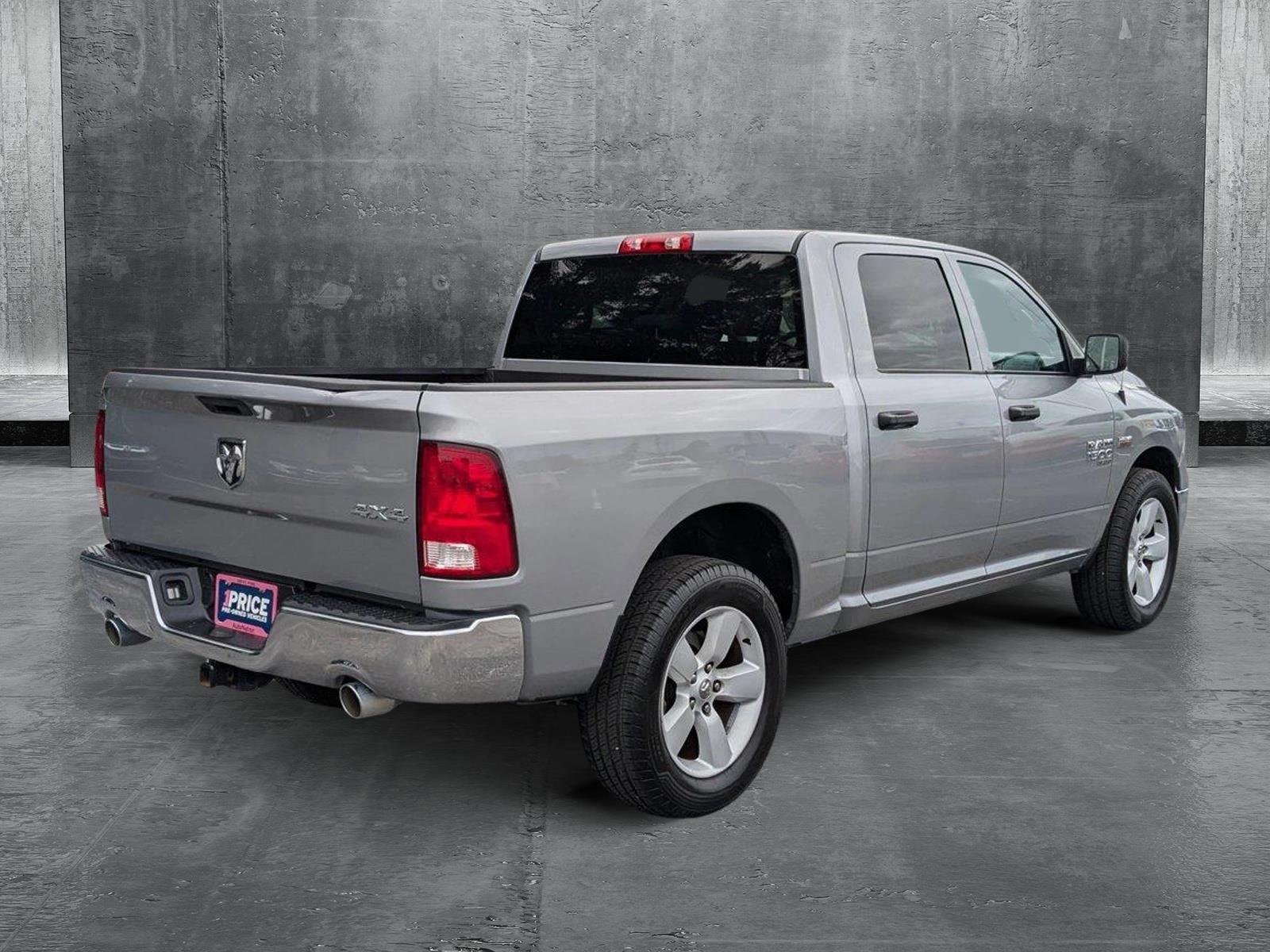 2022 Ram 1500 Classic Vehicle Photo in Panama City, FL 32401