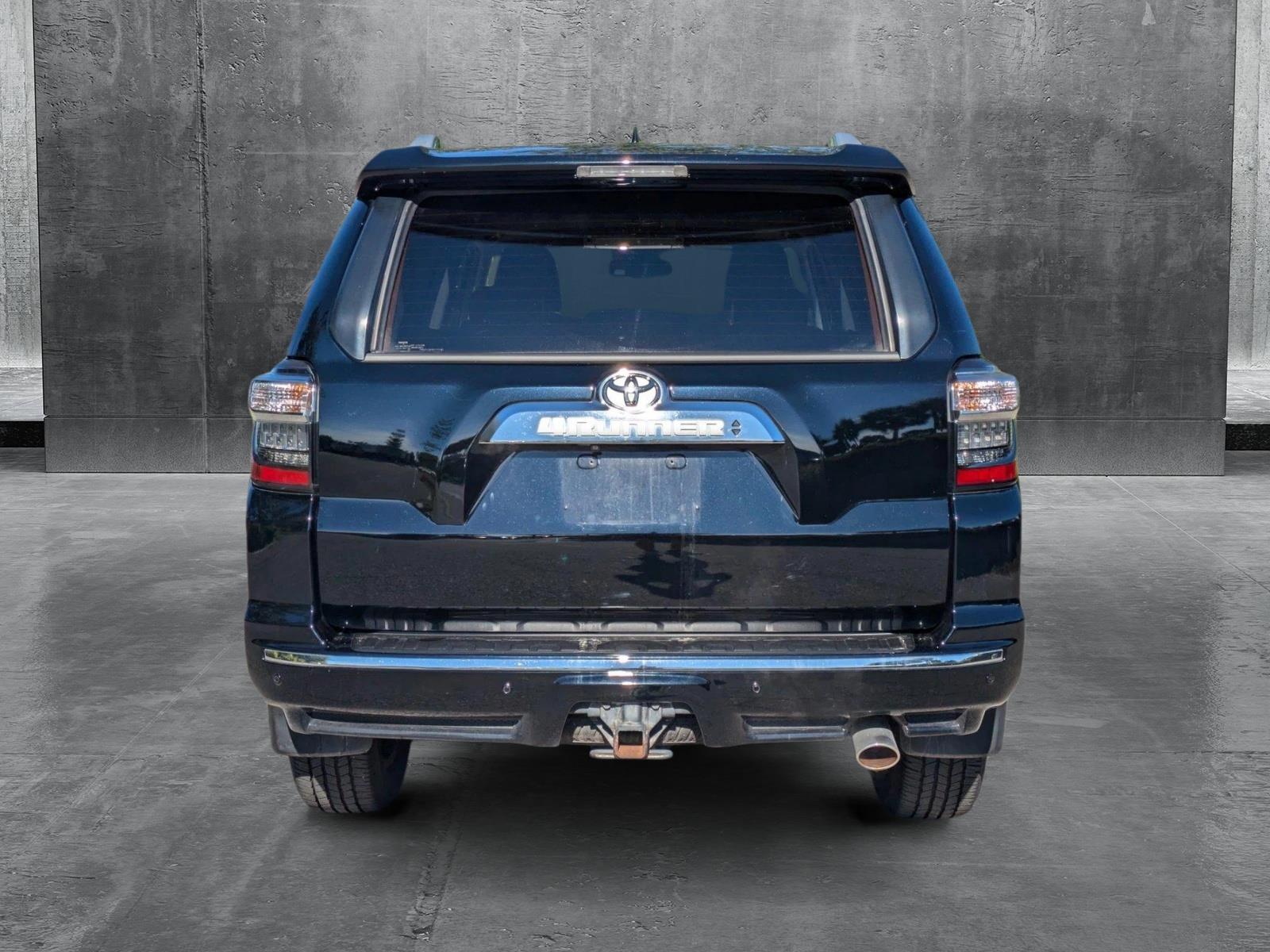 2016 Toyota 4Runner Vehicle Photo in Sarasota, FL 34231