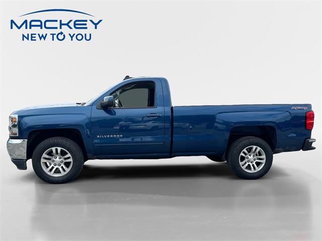 Used 2017 Chevrolet Silverado 1500 LT with VIN 1GCNKREC2HZ325473 for sale in Greenwich, NY