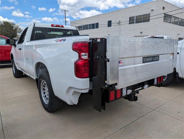 2024 Chevrolet Silverado 1500 Vehicle Photo in ENGLEWOOD, CO 80113-6708