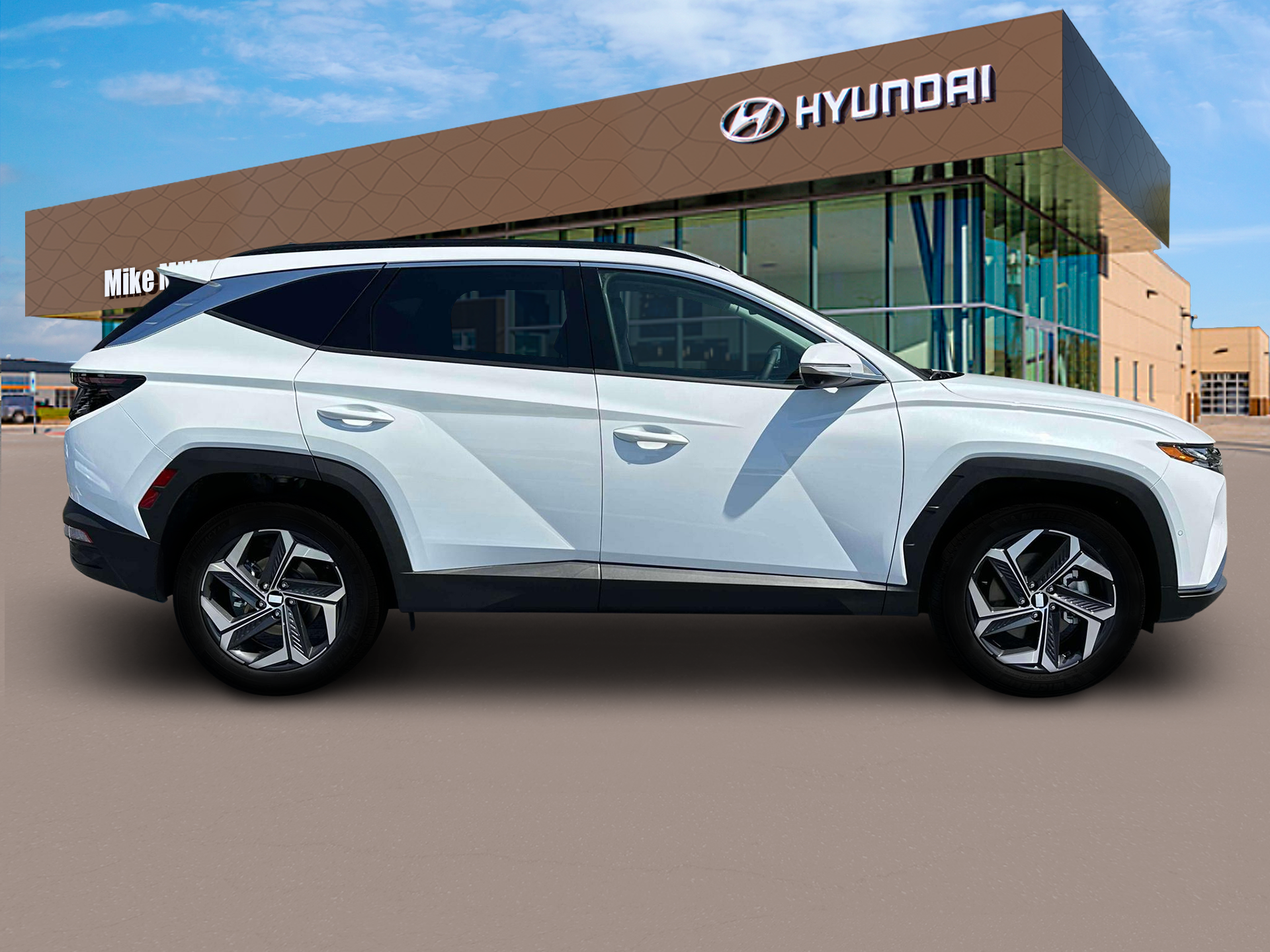 2024 Hyundai TUCSON Hybrid Vehicle Photo in Peoria, IL 61615