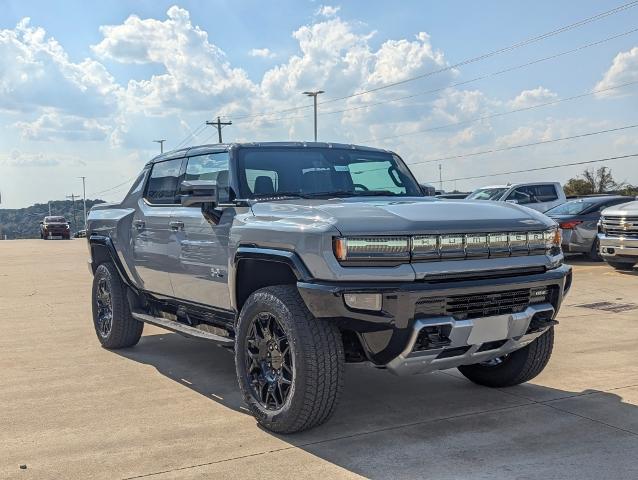 2025 GMC HUMMER EV Pickup Vehicle Photo in POMEROY, OH 45769-1023