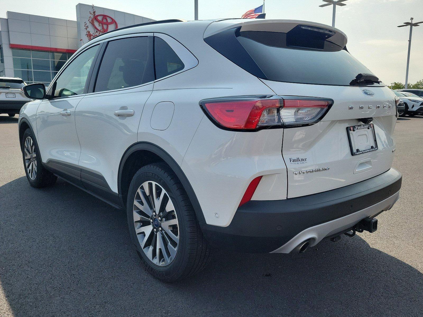 2020 Ford Escape Vehicle Photo in Harrisburg, PA 17111