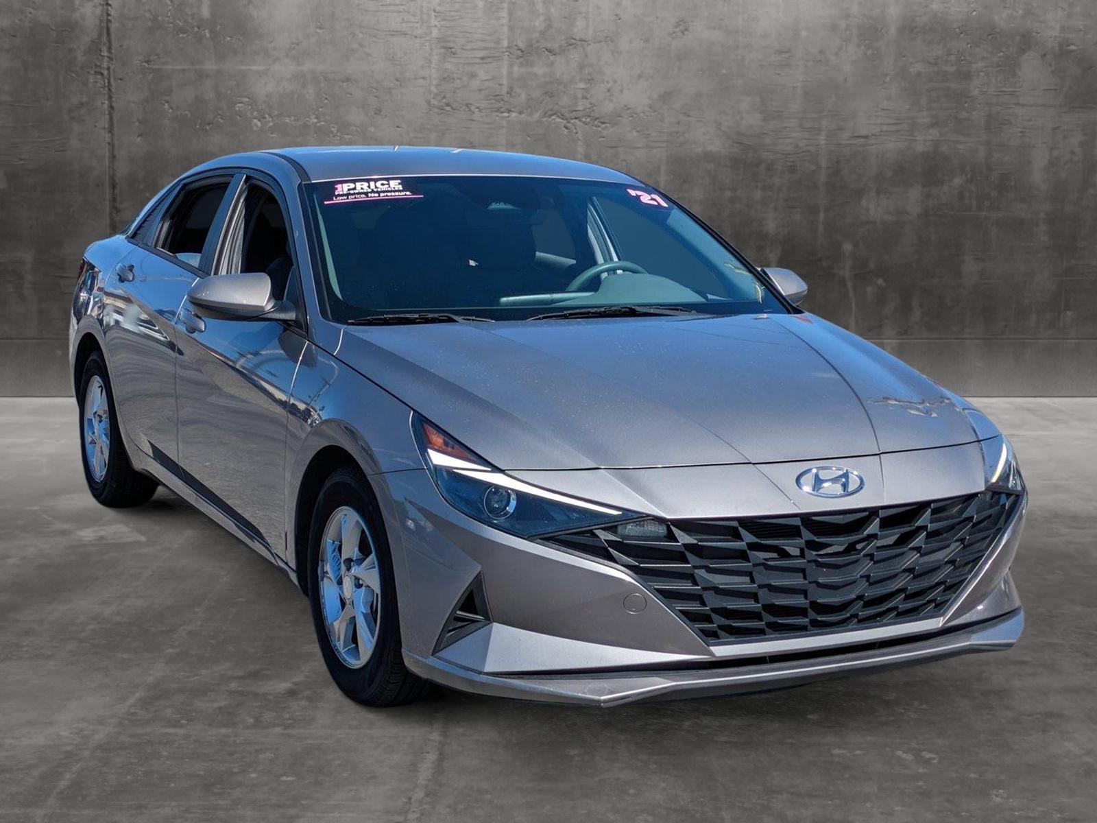 2021 Hyundai ELANTRA Vehicle Photo in Bradenton, FL 34207