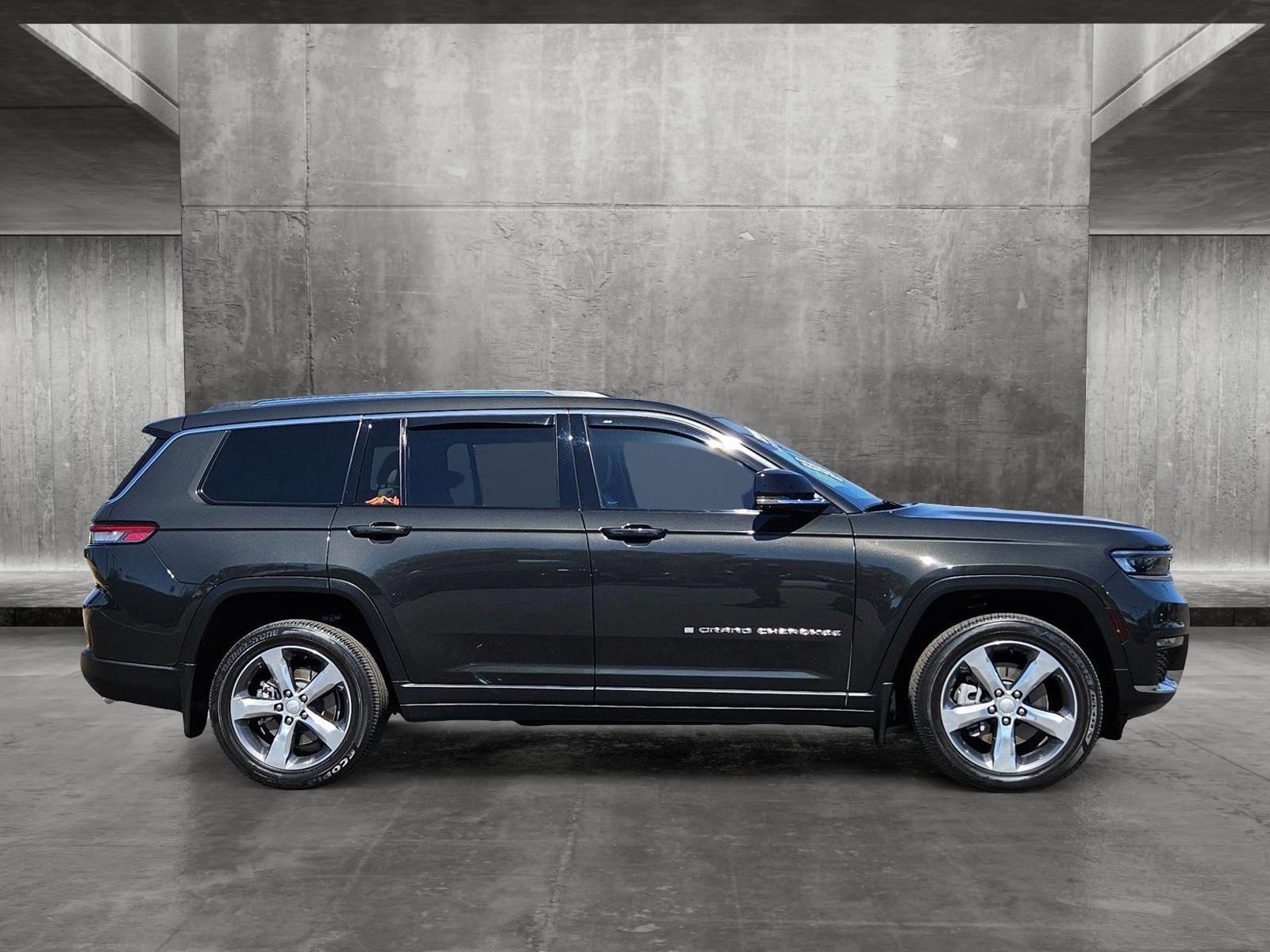 2021 Jeep Grand Cherokee L Vehicle Photo in PEORIA, AZ 85382-3715