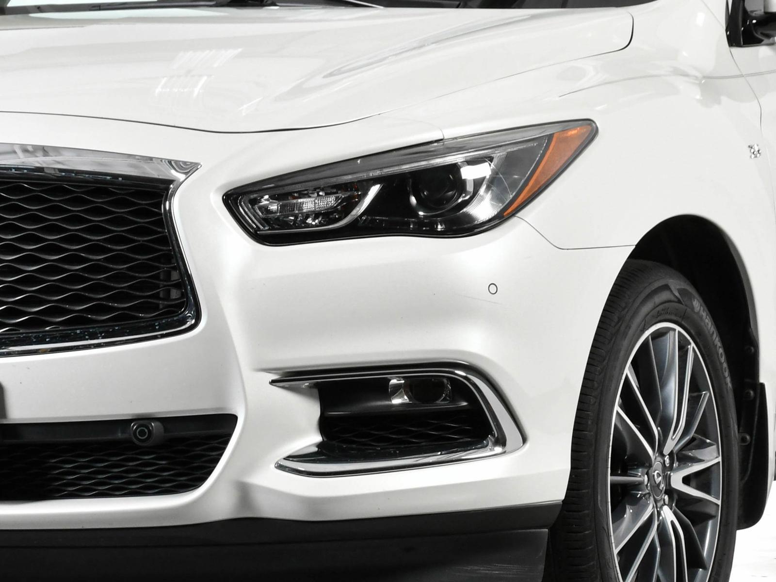 2017 INFINITI QX60 Vehicle Photo in DALLAS, TX 75235