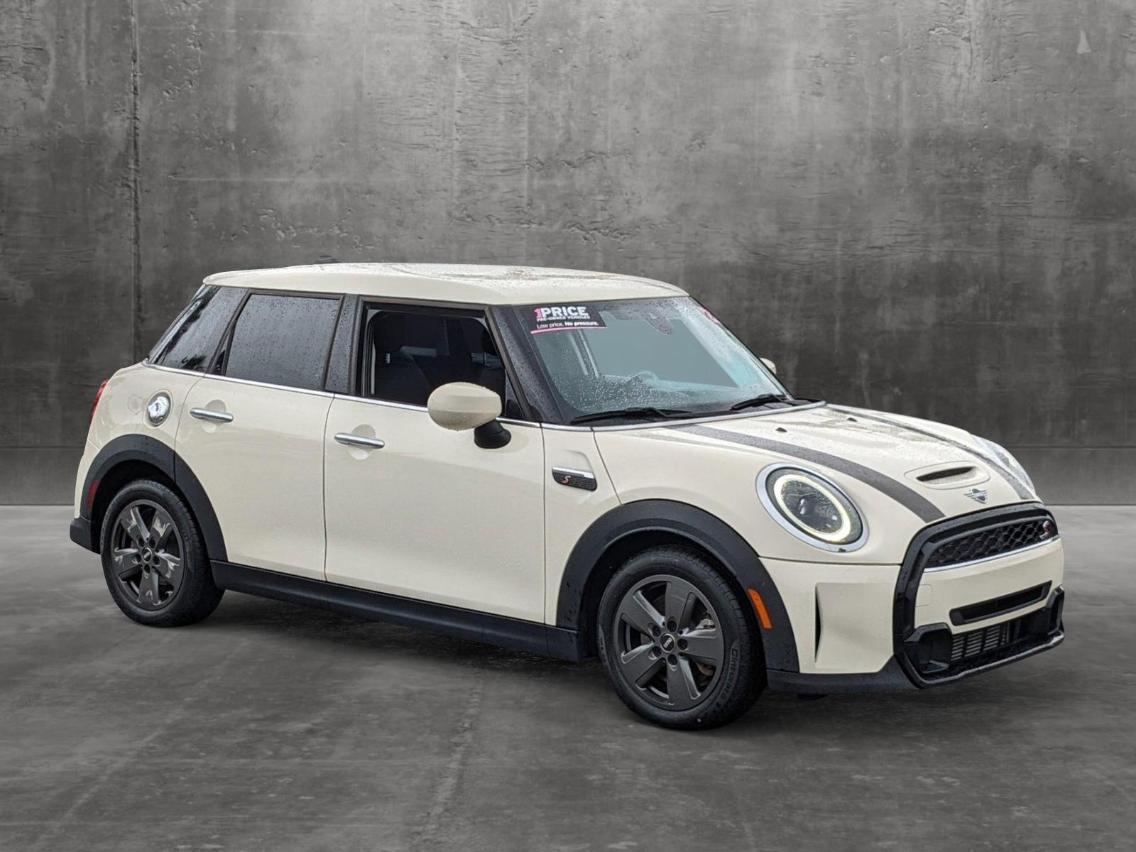 2022 MINI Cooper S Hardtop 4 Door Vehicle Photo in Orlando, FL 32811