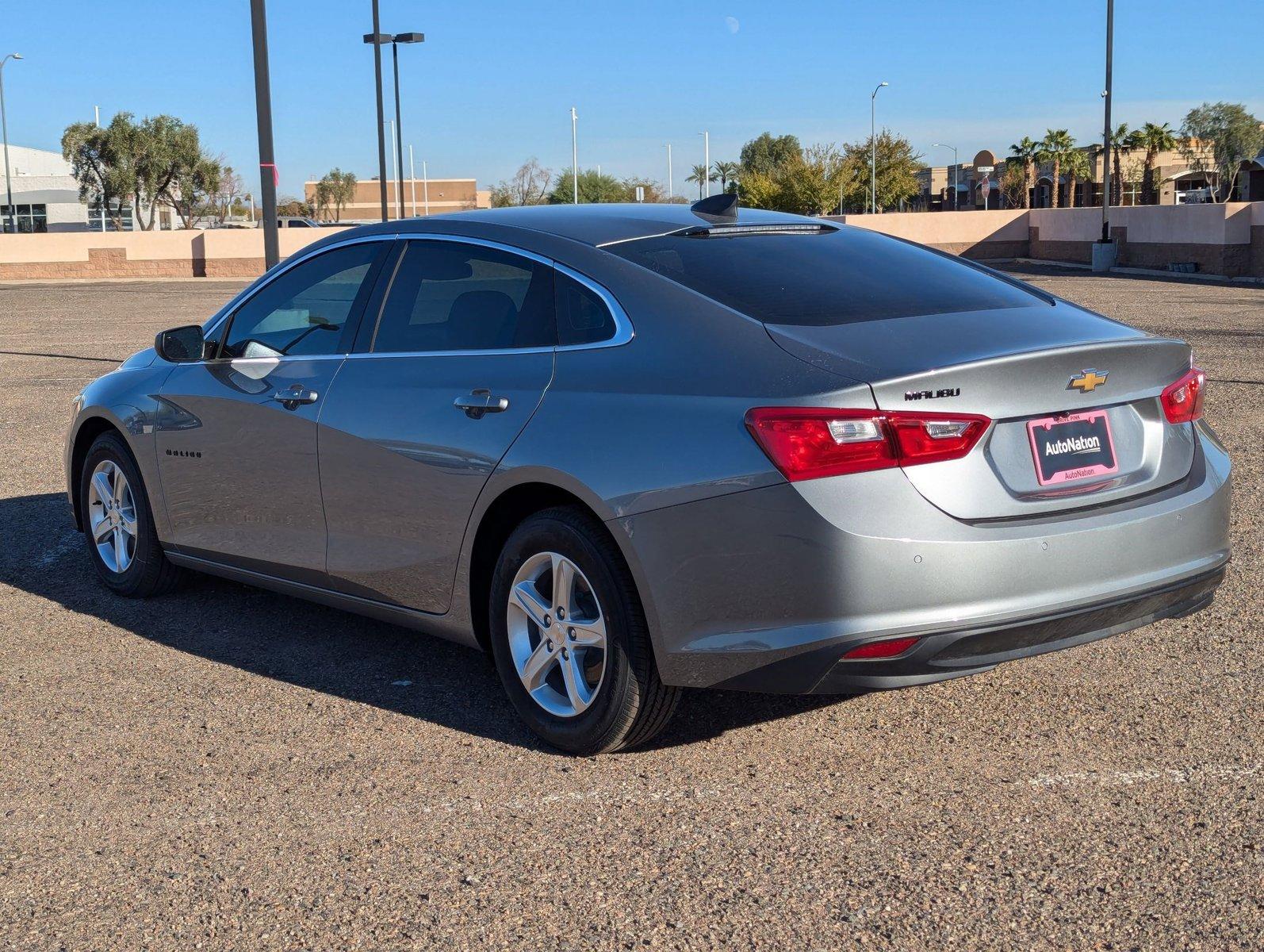 2024 Chevrolet Malibu Vehicle Photo in PEORIA, AZ 85382-3715