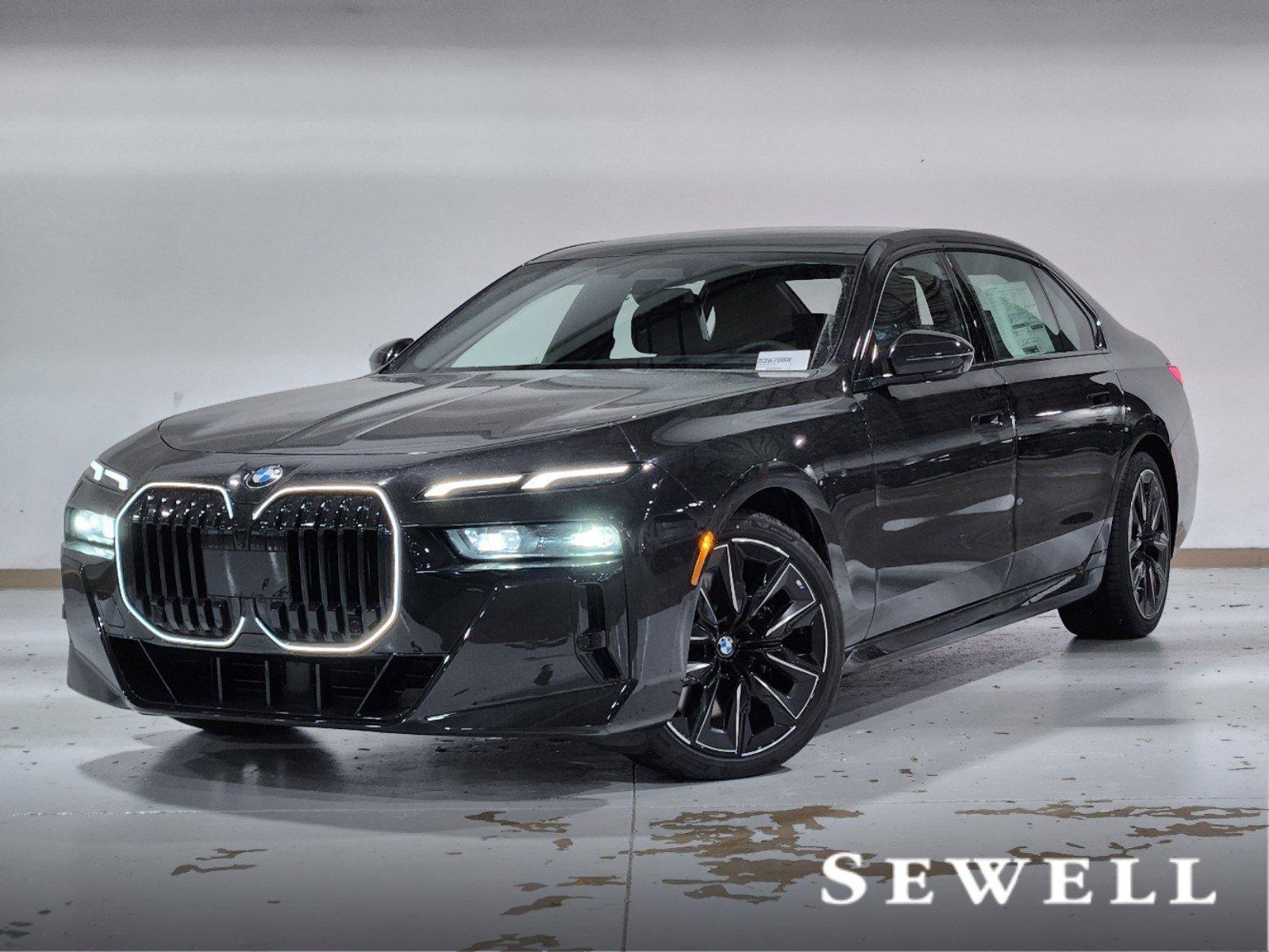 2024 BMW 760i xDrive Vehicle Photo in GRAPEVINE, TX 76051