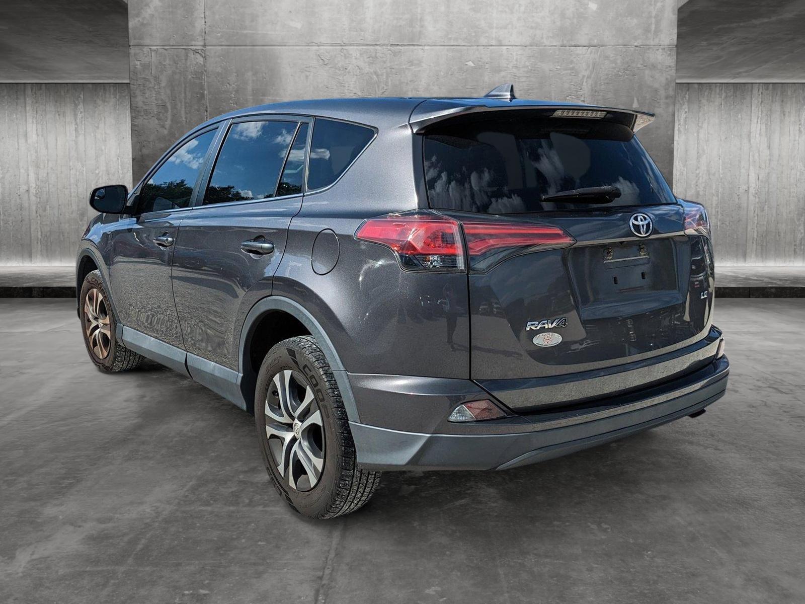 2018 Toyota RAV4 Vehicle Photo in Jacksonville, FL 32256