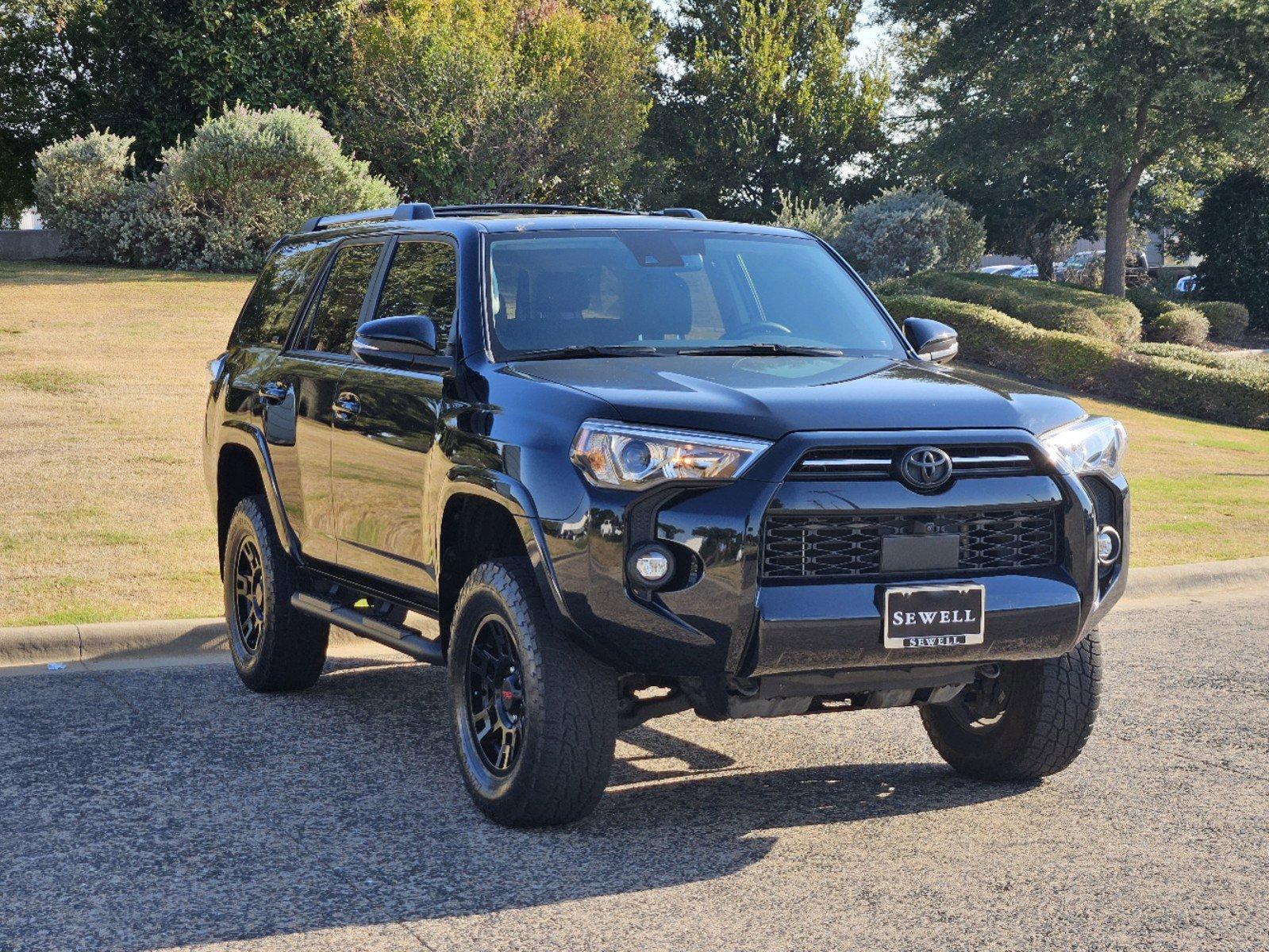 2022 Toyota 4Runner Vehicle Photo in FORT WORTH, TX 76132