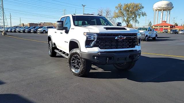 2025 Chevrolet Silverado 2500 HD Vehicle Photo in JOLIET, IL 60435-8135