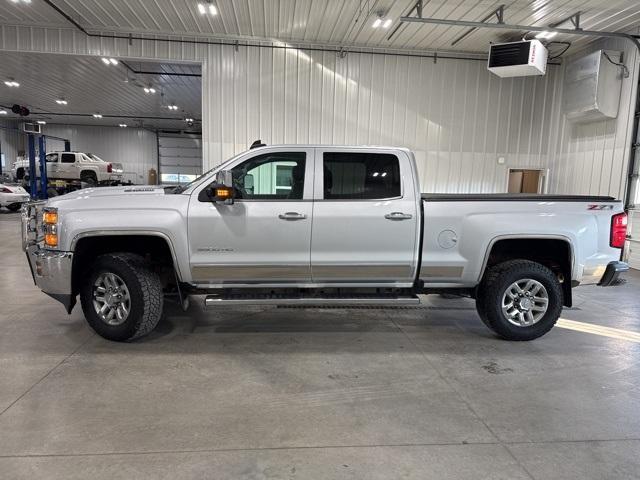 2017 Chevrolet Silverado 3500HD Vehicle Photo in GLENWOOD, MN 56334-1123