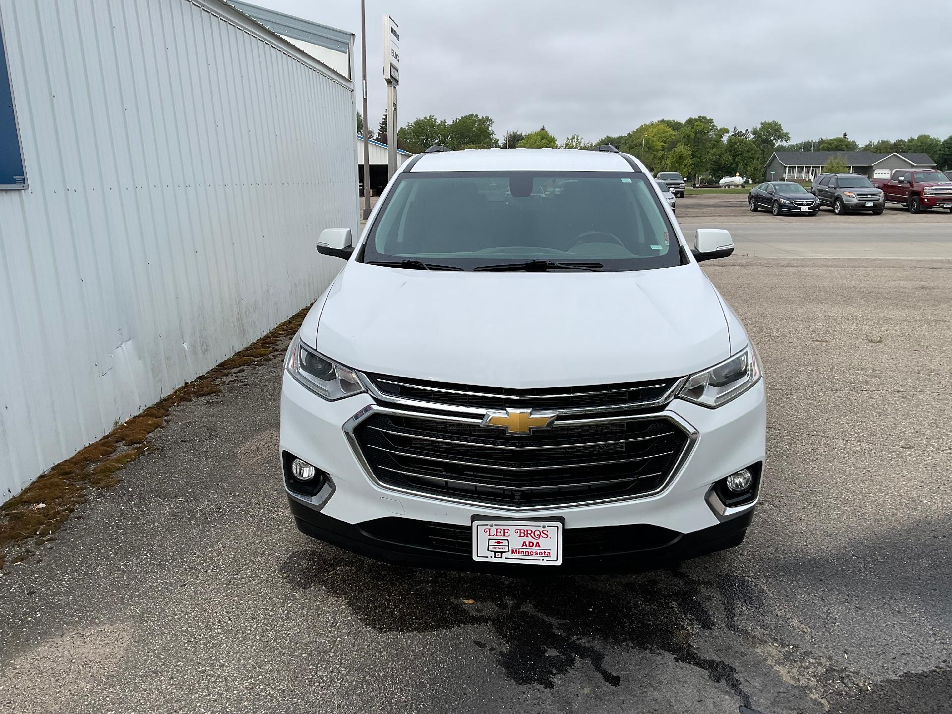 Used 2021 Chevrolet Traverse 3LT with VIN 1GNEVHKW2MJ155356 for sale in Ada, Minnesota