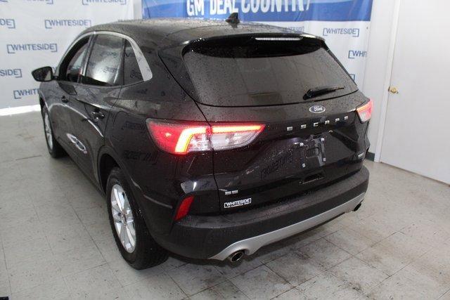 Used 2020 Ford Escape SE with VIN 1FMCU9G62LUB74113 for sale in Saint Clairsville, OH