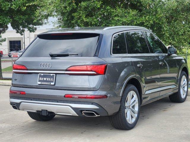 2025 Audi Q7 Vehicle Photo in HOUSTON, TX 77090