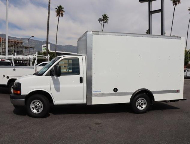 2023 GMC Savana Cutaway 3500 Vehicle Photo in PASADENA, CA 91107-3803