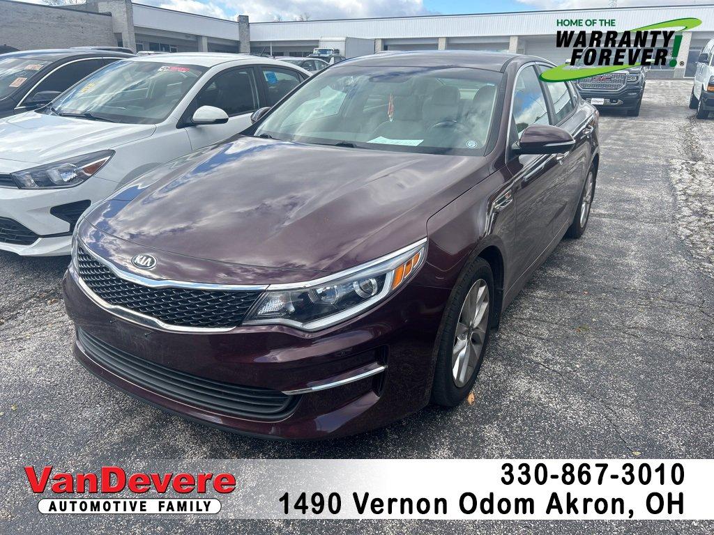 2018 Kia Optima Vehicle Photo in AKRON, OH 44320-4088