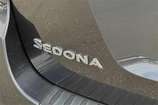 2021 Kia Sedona Vehicle Photo in ELK GROVE, CA 95757-8703