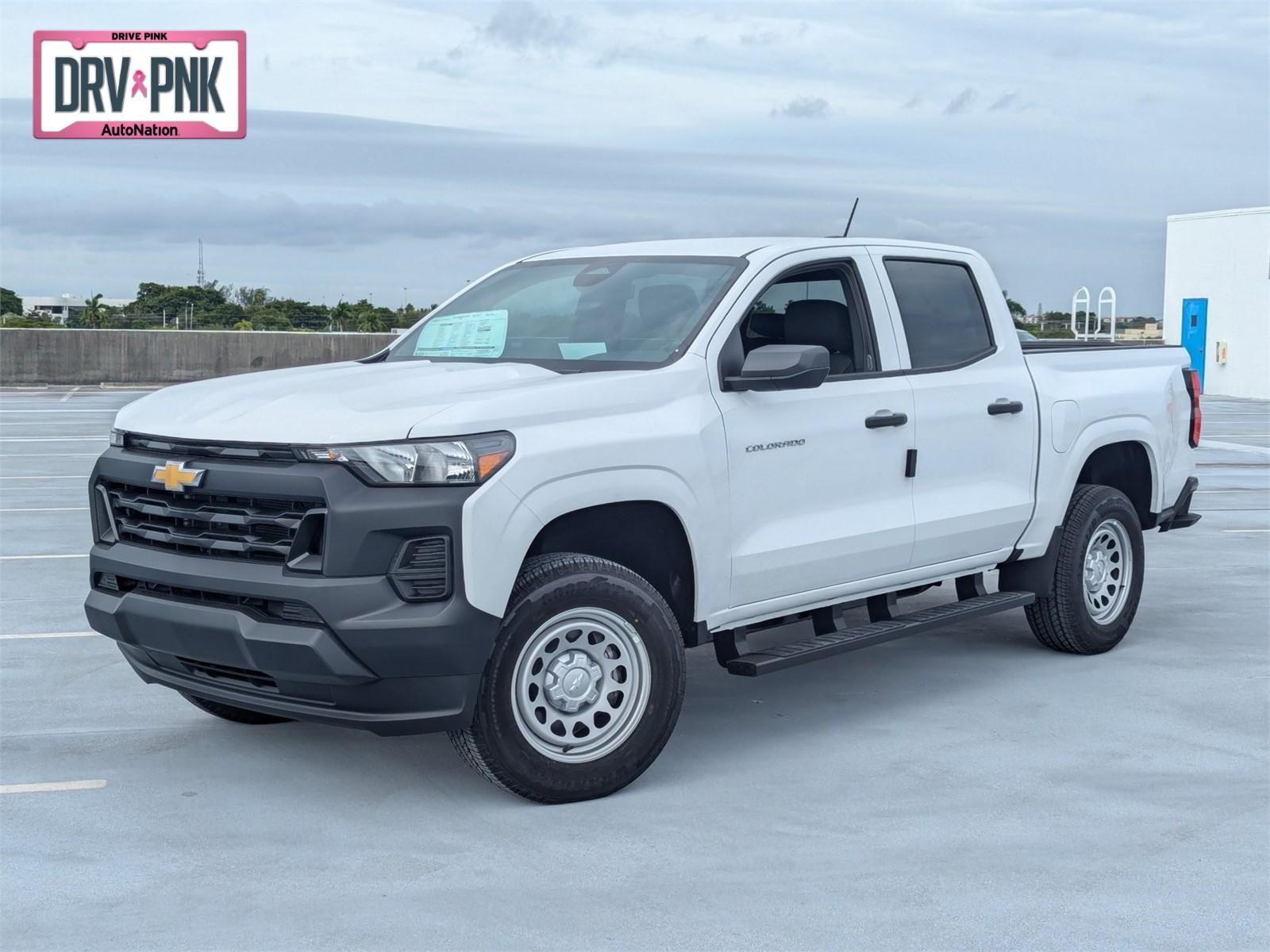 2024 Chevrolet Colorado Vehicle Photo in PEMBROKE PINES, FL 33024-6534