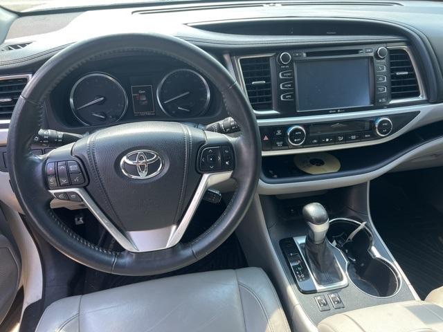 2015 Toyota Highlander Vehicle Photo in MILFORD, OH 45150-1684