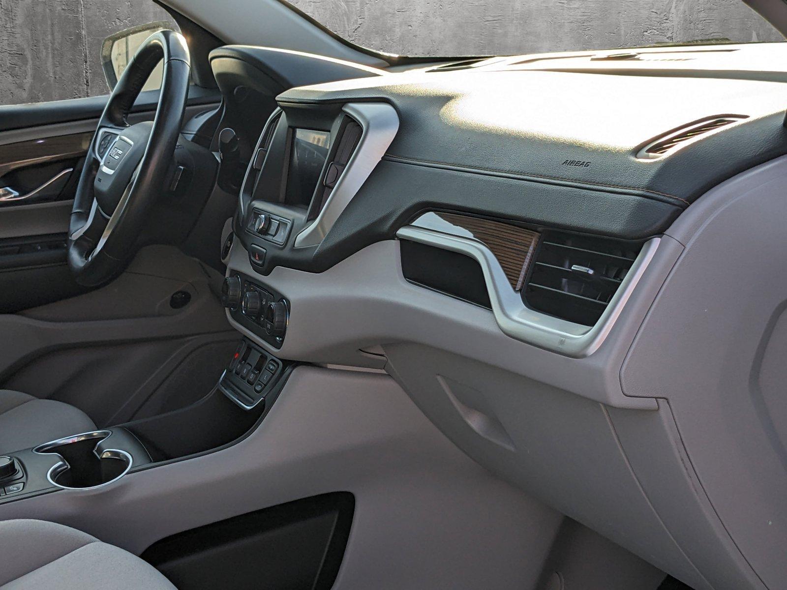 2020 GMC Terrain Vehicle Photo in MIAMI, FL 33172-3015