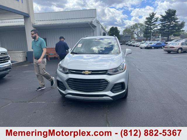 2020 Chevrolet Trax Vehicle Photo in VINCENNES, IN 47591-5519