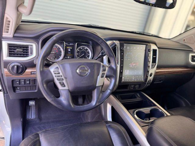 2017 Nissan Titan Vehicle Photo in DELRAY BEACH, FL 33483-3294