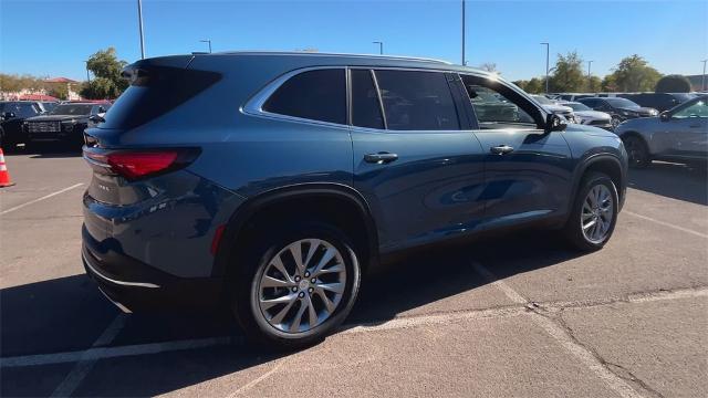 2025 Buick Enclave Vehicle Photo in GOODYEAR, AZ 85338-1310