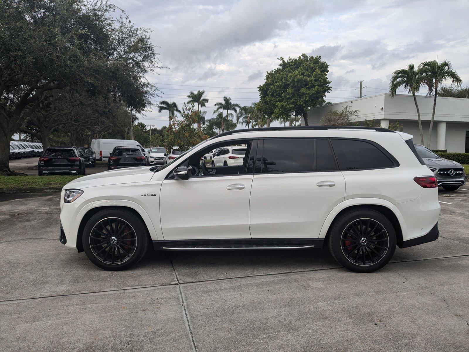 2024 Mercedes-Benz GLS Vehicle Photo in Coconut Creek, FL 33073