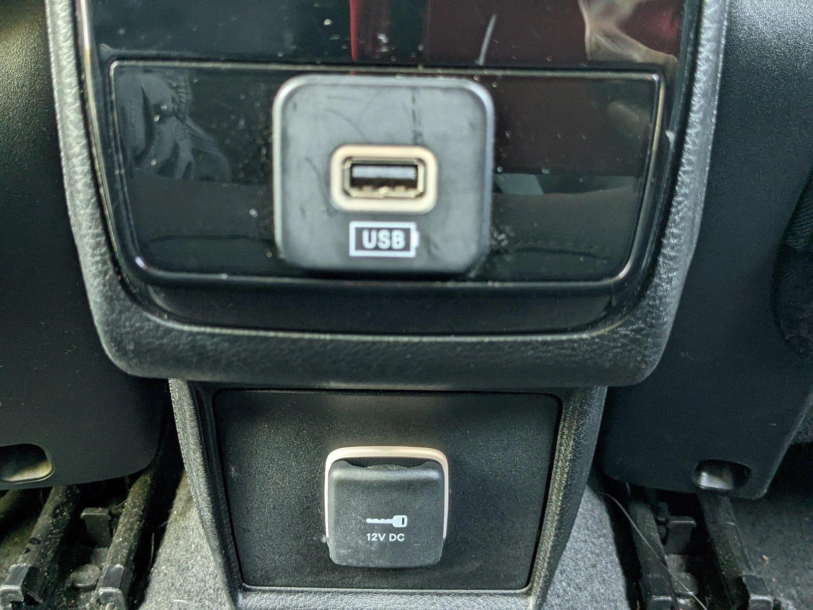 2022 Jeep Compass Vehicle Photo in VALENCIA, CA 91355-1705