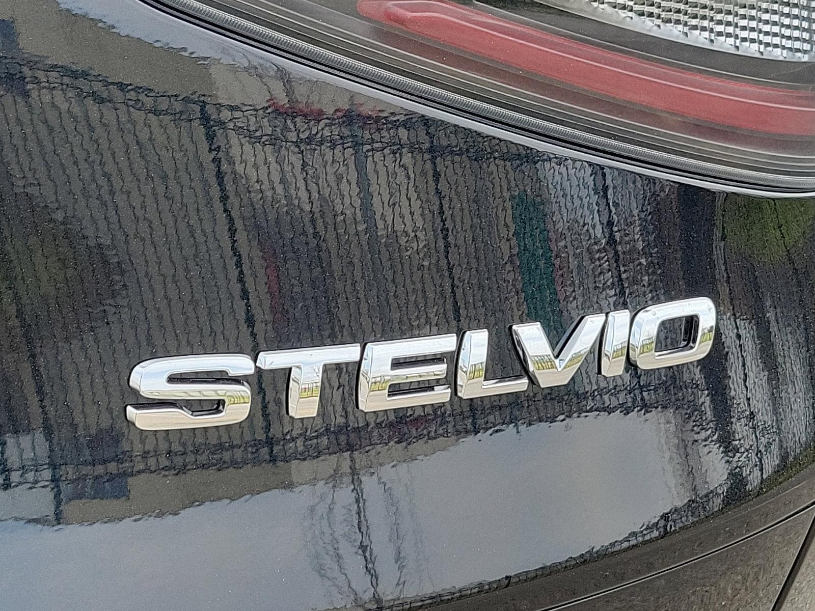 2024 Alfa Romeo Stelvio Vehicle Photo in Willow Grove, PA 19090